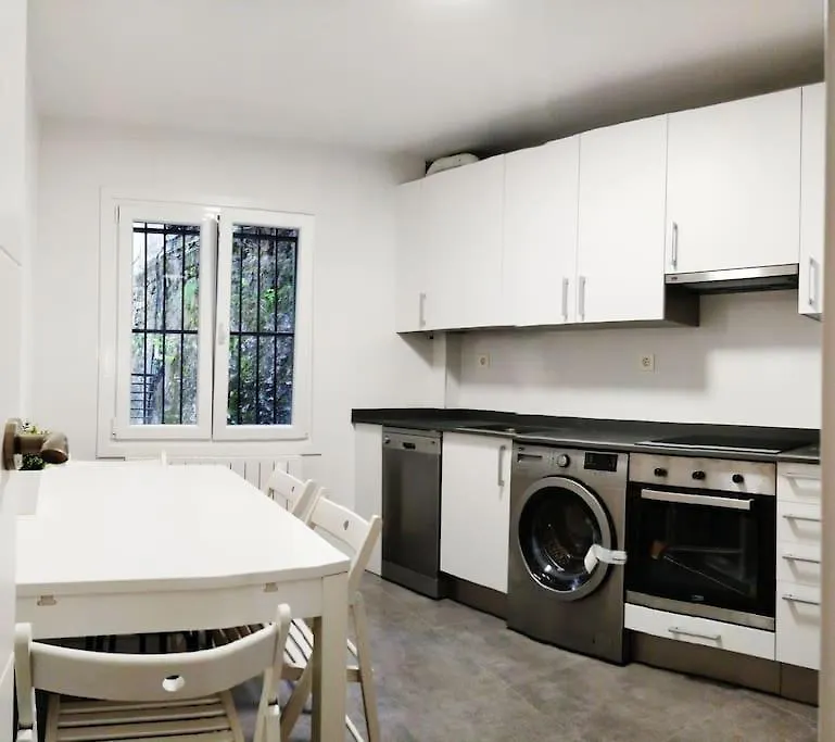 Casco Viejo 5 Min, 3 Habitaciones ,Moderno,Garaje Bilbao Apartman